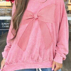 B289 Pink Mineral Wash Waffle Bow Patched Pullover Sweatshirt